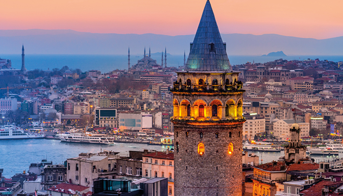 Puente de Diciembre: Estancia en Estambul desde Madrid